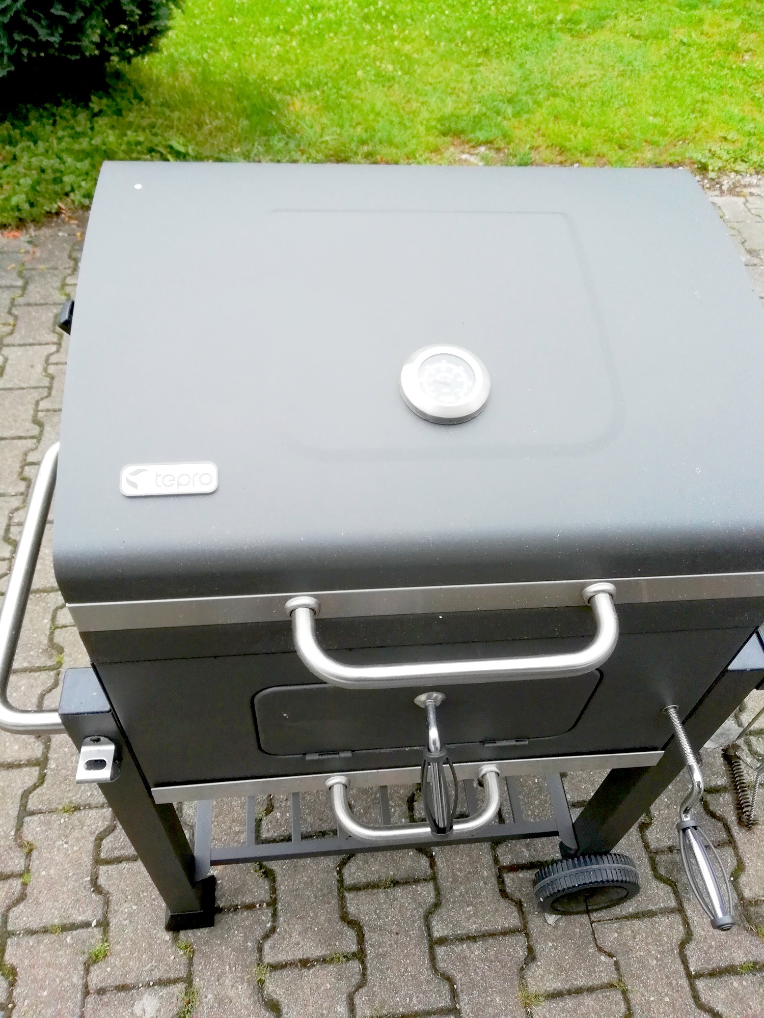 Tepro Holzkohle-Grillwagen Toronto